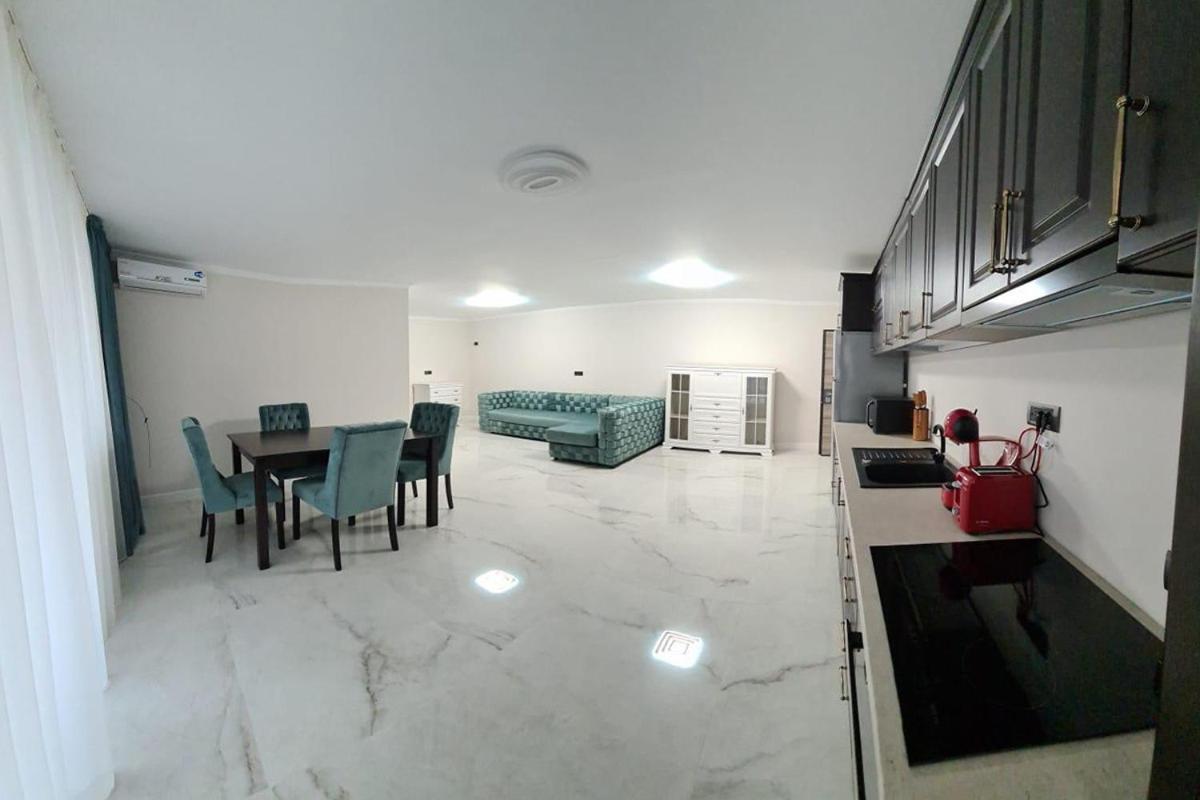 Ferienwohnung Moky Rezident Arad Exterior foto
